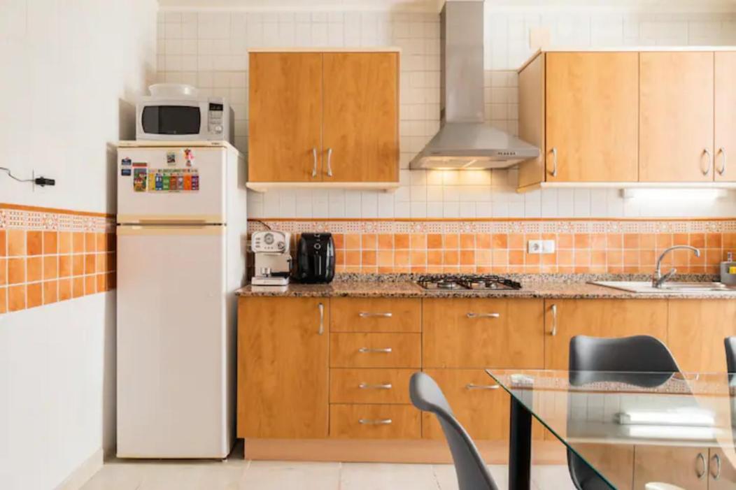 Room With Private Bathroom And Balcony Nearby The Mercado Central, Center And Beach 알리칸테 외부 사진