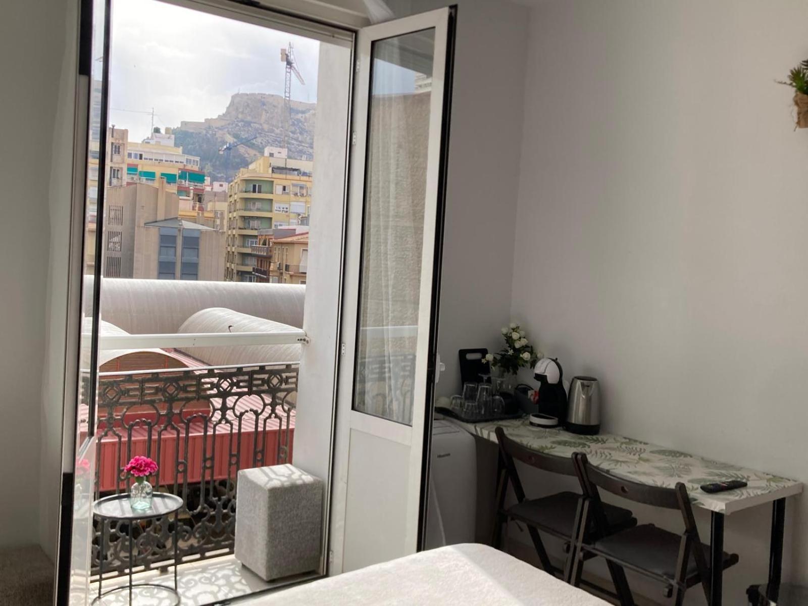 Room With Private Bathroom And Balcony Nearby The Mercado Central, Center And Beach 알리칸테 외부 사진