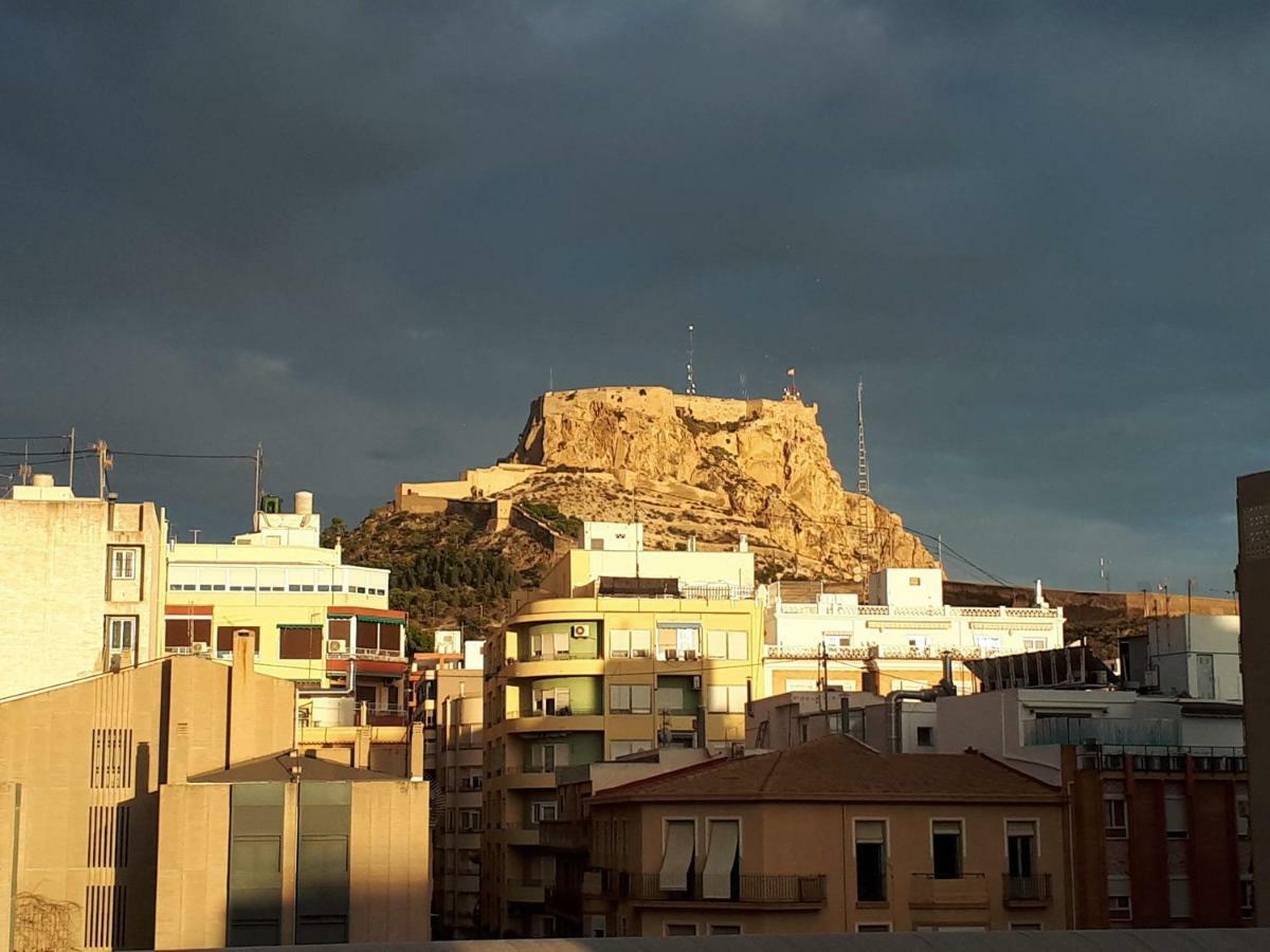 Room With Private Bathroom And Balcony Nearby The Mercado Central, Center And Beach 알리칸테 외부 사진